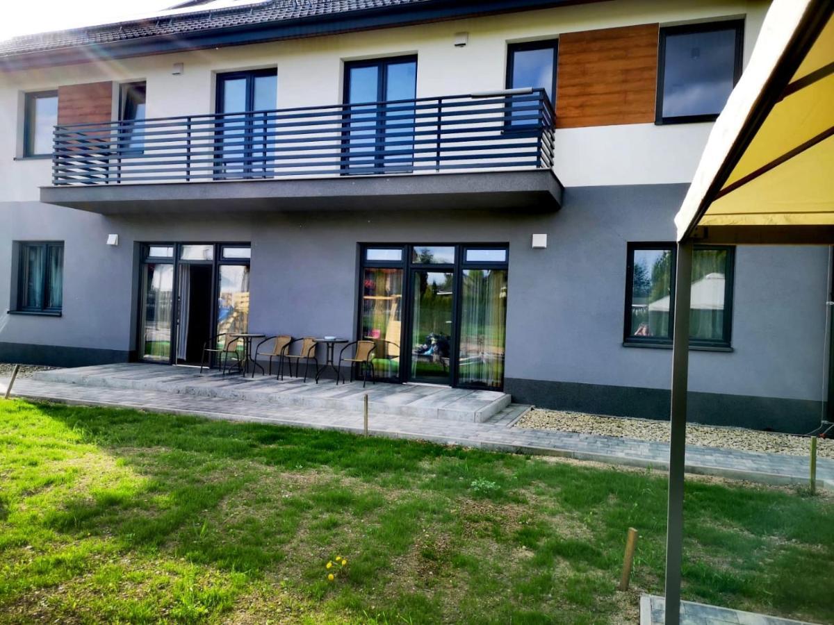 Apartamenty Stolowe クドヴァ・ズドゥルイ エクステリア 写真